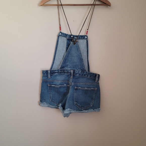 Forever 21 ( 🌵FOR BUNDLES ONLY ) - Picture 2 of 6